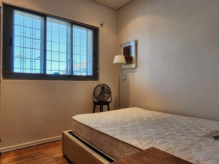 2 Bedroom Property for Sale in Sea Point Western Cape